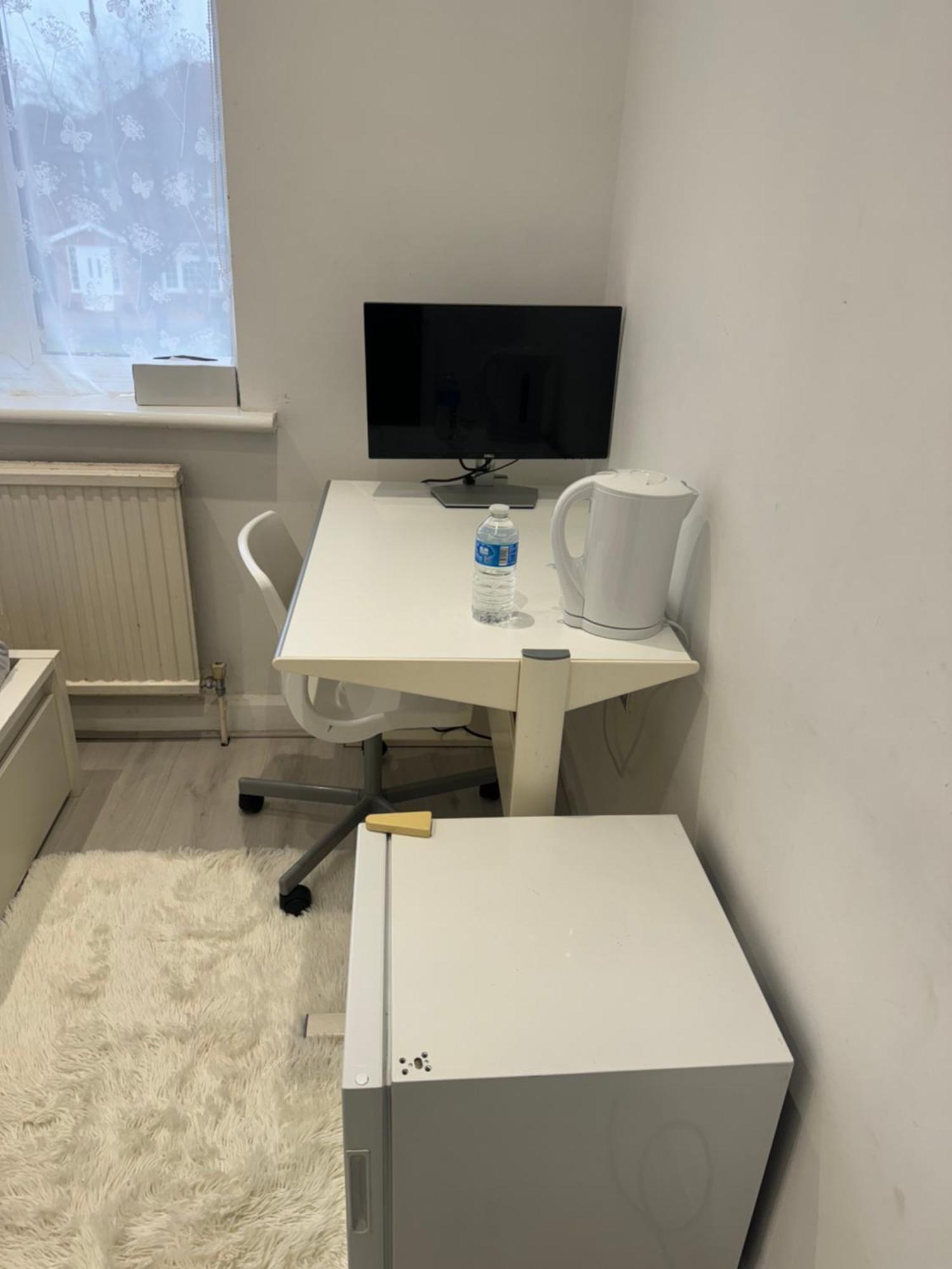 Single Room Canvey Island Экстерьер фото