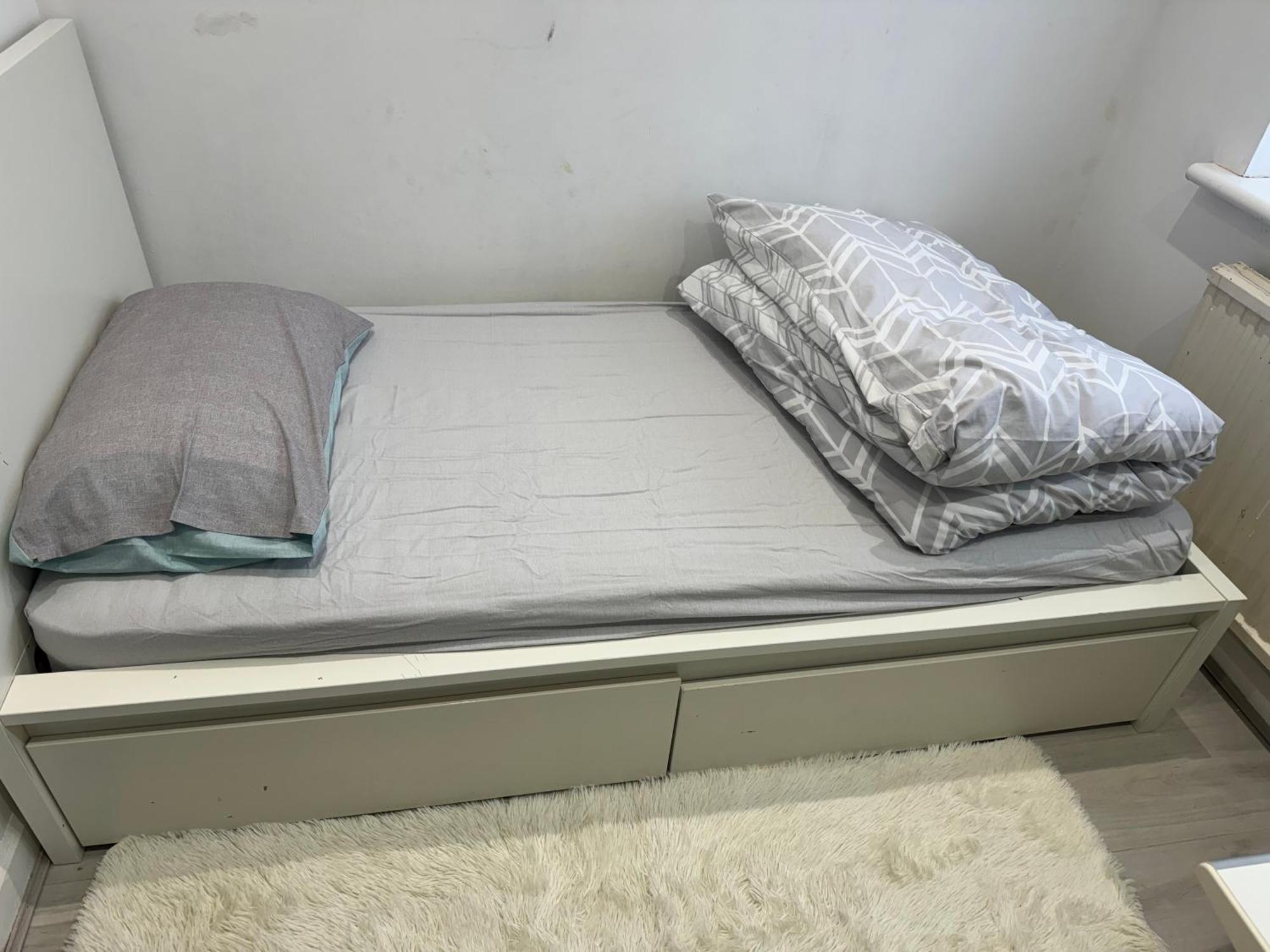 Single Room Canvey Island Экстерьер фото